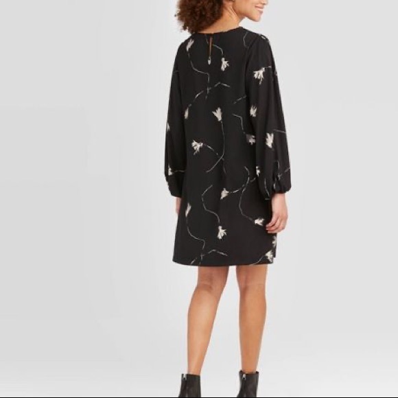 FlORAL SILKY SHIFT DRESS - Picture 3 of 8